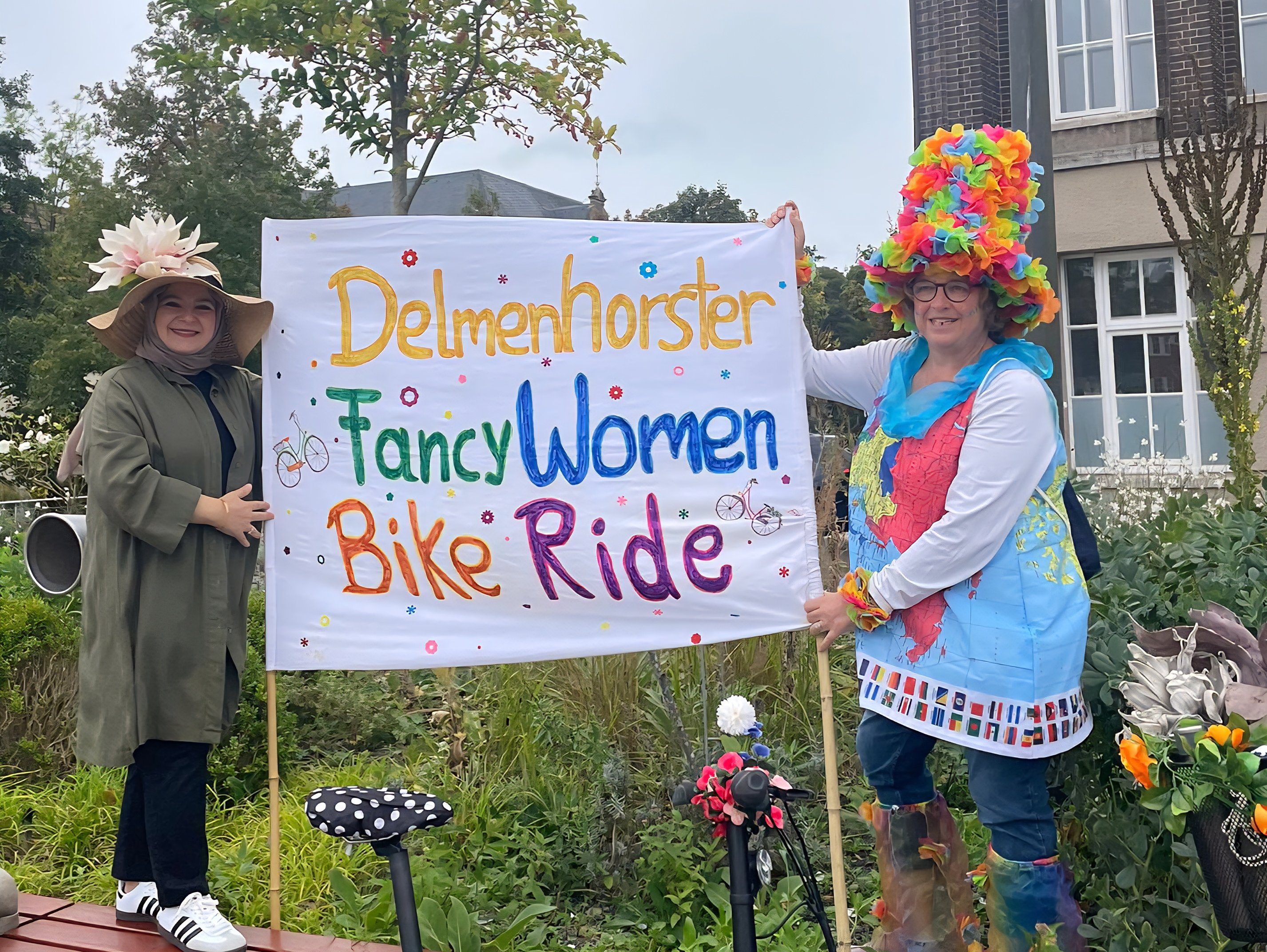 Hatice Koçak und Astrid Schalla beim Fancy Women Bike Ride 2025 